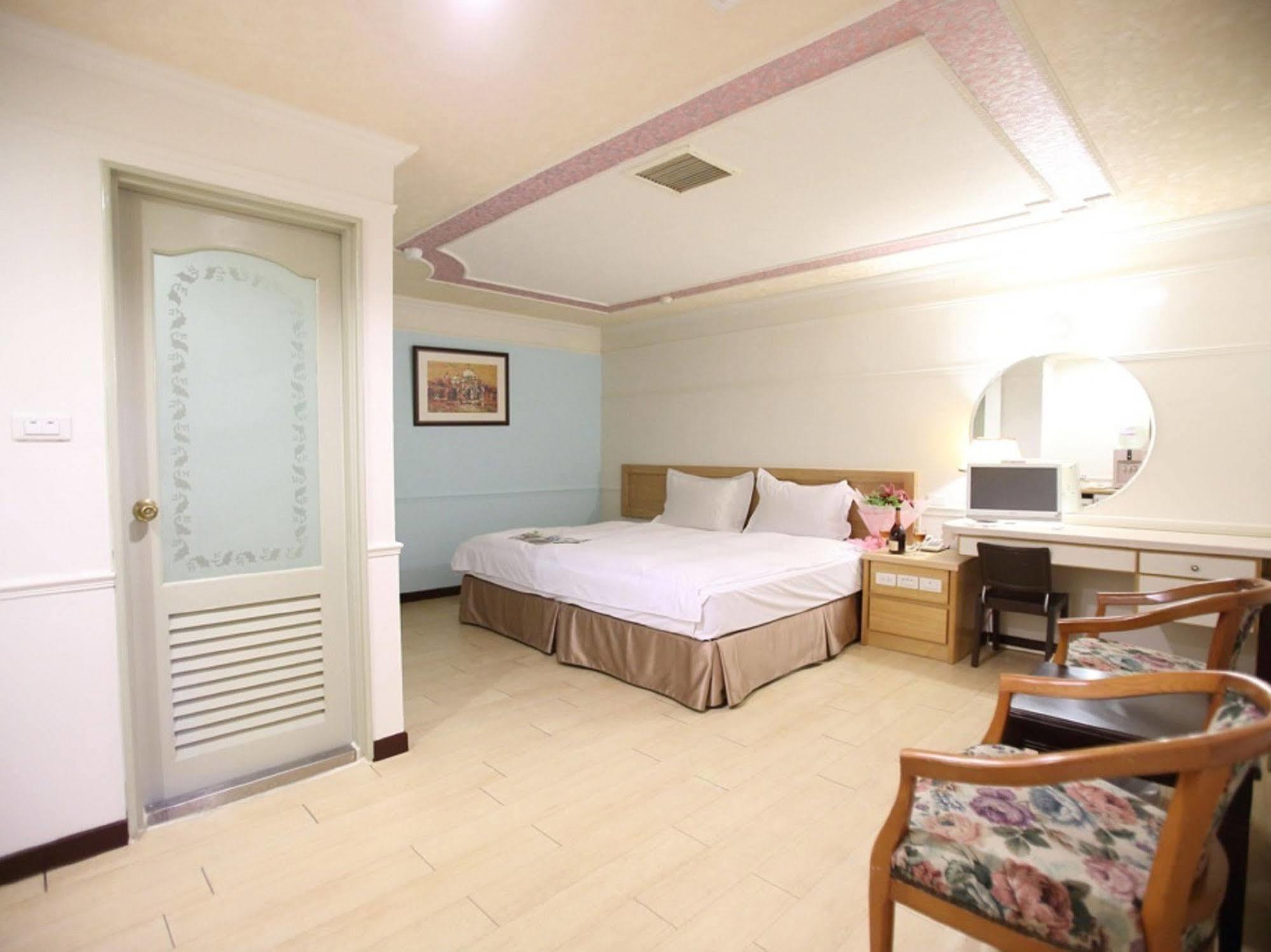Hotel Fun House - Douliu Branch Exterior foto